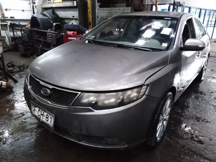  Kia CERATO 2010    EN DESARME